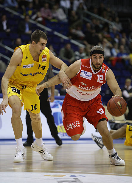 在足球比赛 在足球比赛