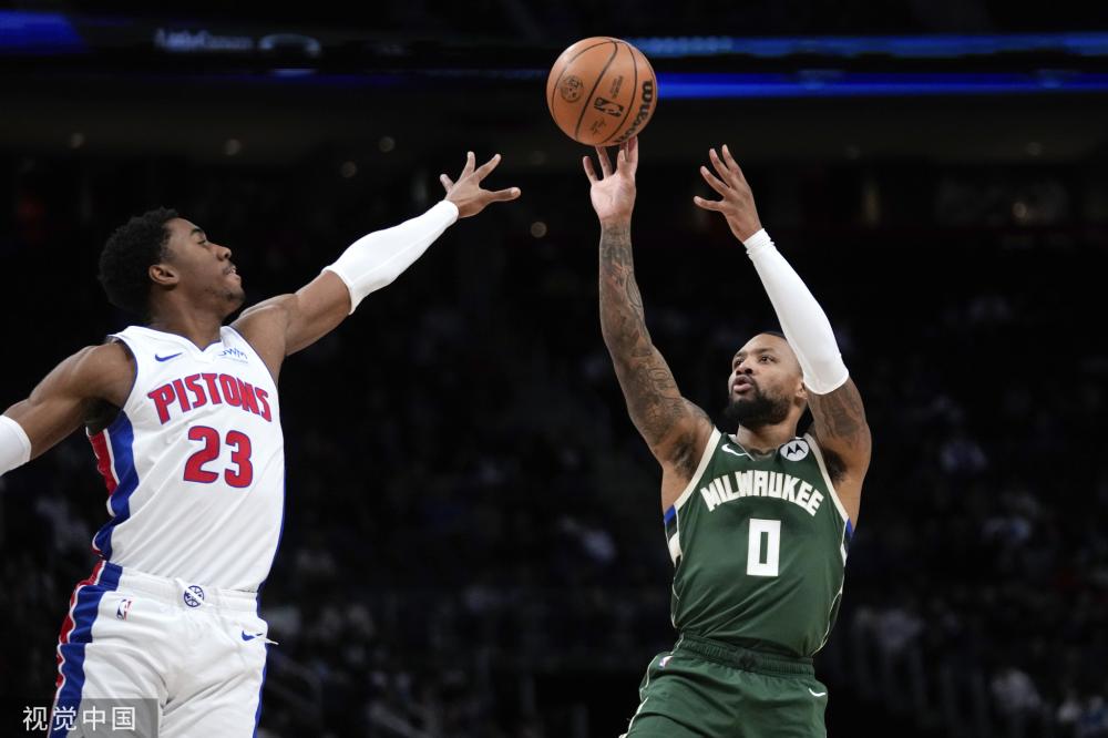 手时表现出 手时表现出